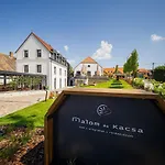 Malom Es Kacsa Boutique