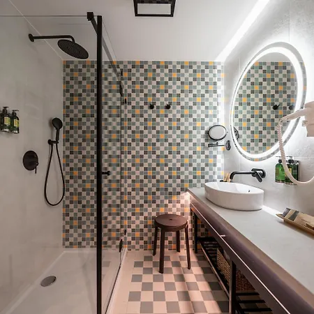 Hotel Malom Es Kacsa Boutique Tata