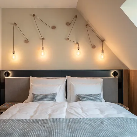 Malom Es Kacsa Boutique Hotel 4*