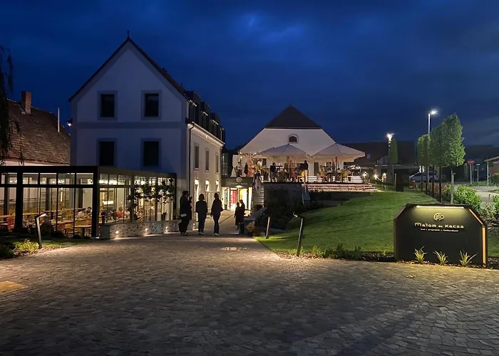 Malom és Kacsa Boutique Szálloda Tata
